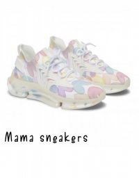 Mama sneakers
